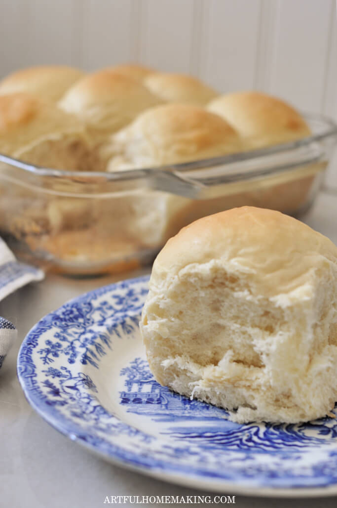 Easy Yeast Rolls