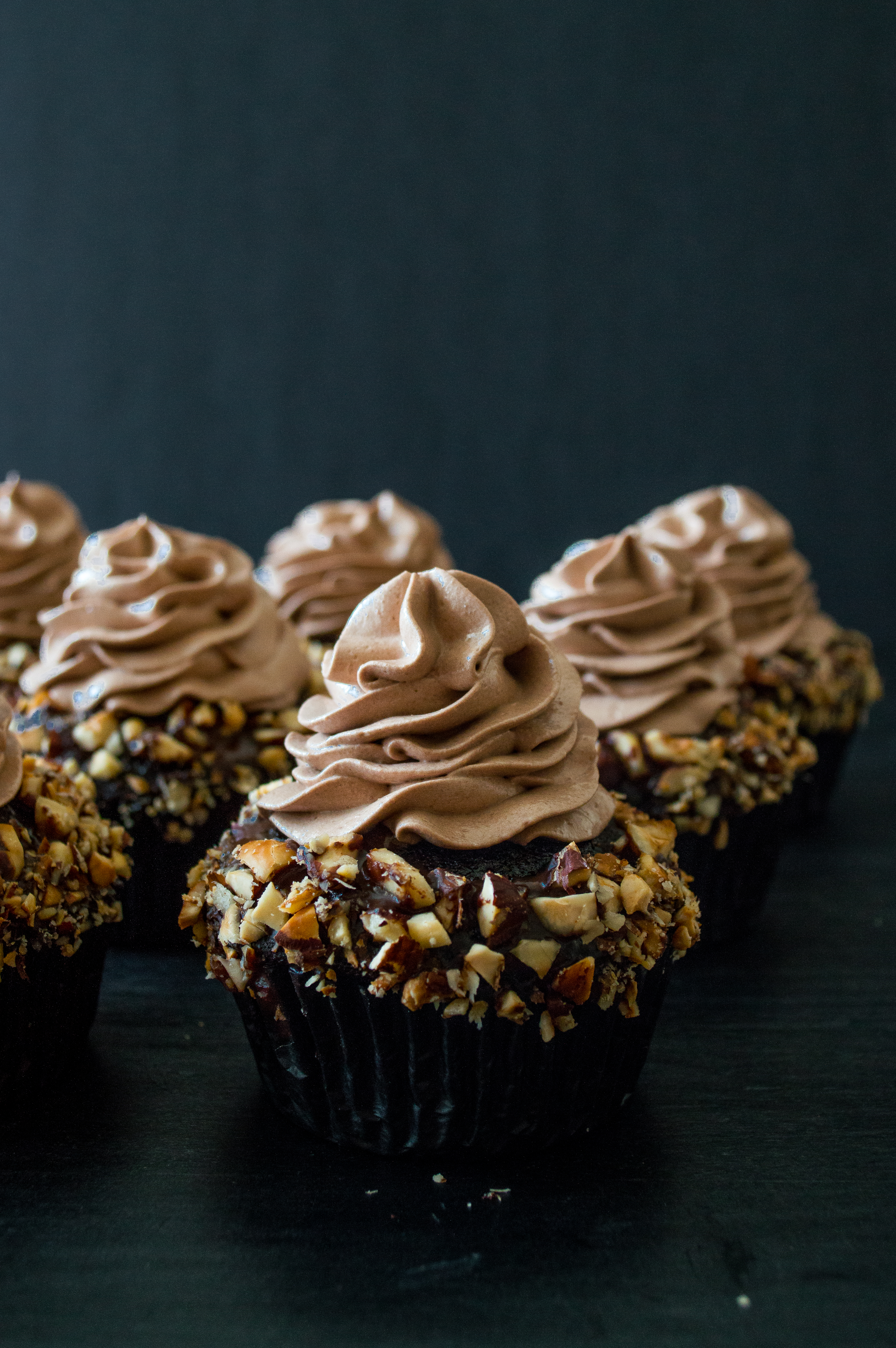 Hazelnut Praline Ganache Cupcakes