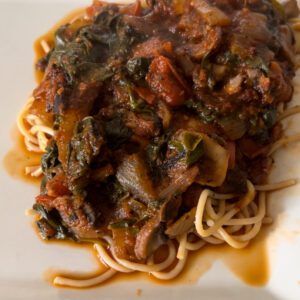 Spaghetti Sauce with Spinach and Mushrooms