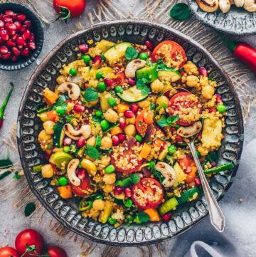 Veggie Stir-fry with Chickpeas and Quinoa