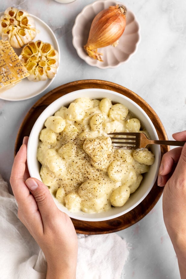 Creamy Roasted Garlic Gnocchi