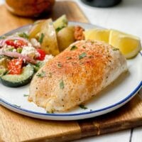 15 Minute Spanish Baked Cod Recipe
