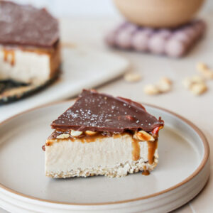 Vegan Snickers Cheesecake