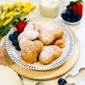 Easy Beignet Recipe (Disney-Inspired)