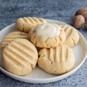 Nutmeg Butter Cookies with Maple Icing