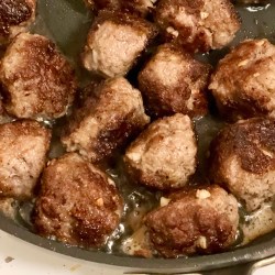 Easy Garlic Meatballs