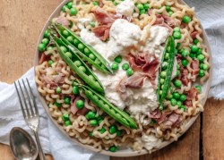 Spring pea pasta with burrata and prosciutto