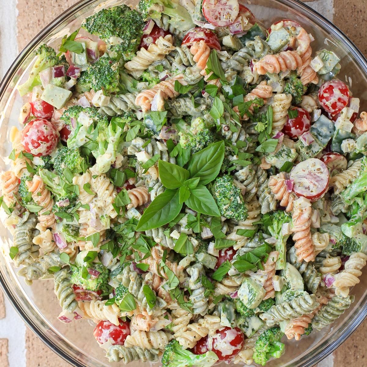 Creamy Pesto Pasta Salad