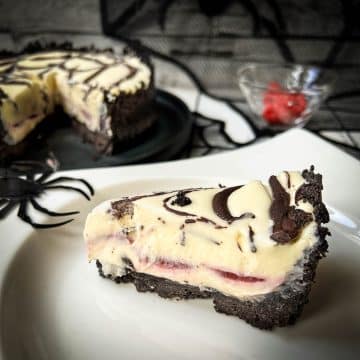 No Bake Chocolate Raspberry Cheesecake (Halloween Cheesecake)