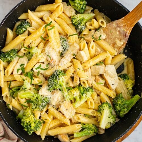 Chicken Alfredo Pasta With Broccoli