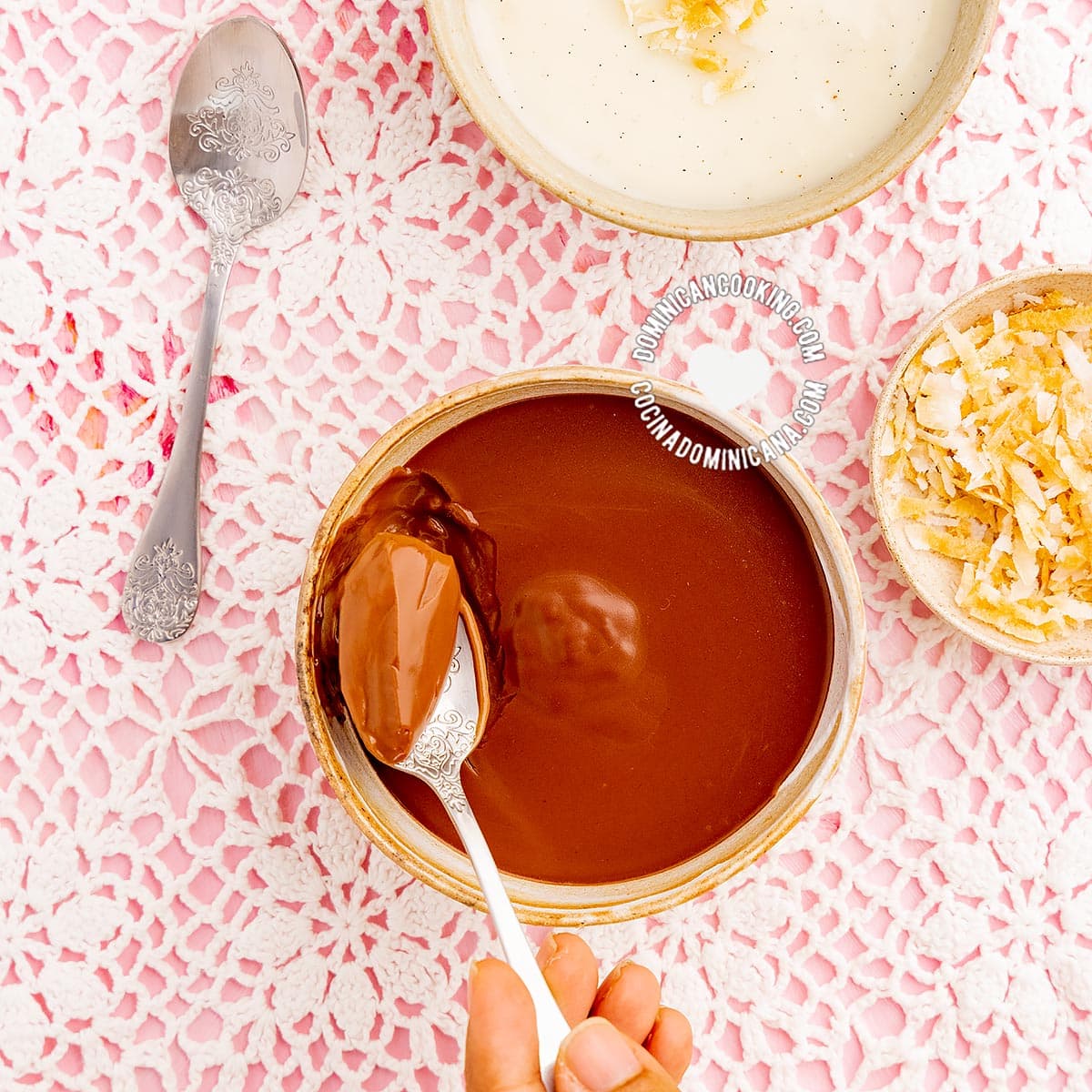 [Recipe + Video] Vanilla and Chocolate Maicena Pudding