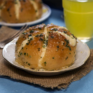 Korean Cream Cheese Garlic Bread