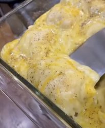 Chicken Cheesy Croissants