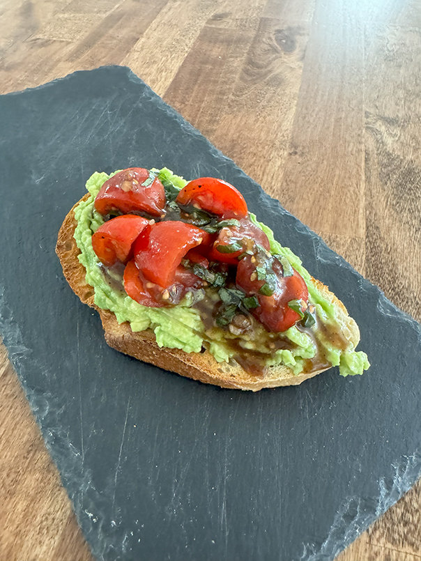 Avocado Toast with Tomato