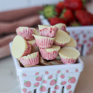 Chocolate Strawberry Yogurt Clusters