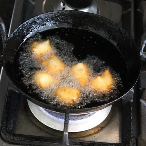 Biscuit Ambade or Medu Vada