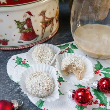Baileys Salted Caramel and Speculoos Balls