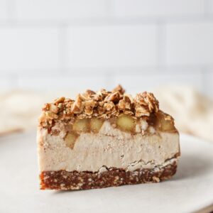 No Bake Caramel Apple Crumble Cheesecake
