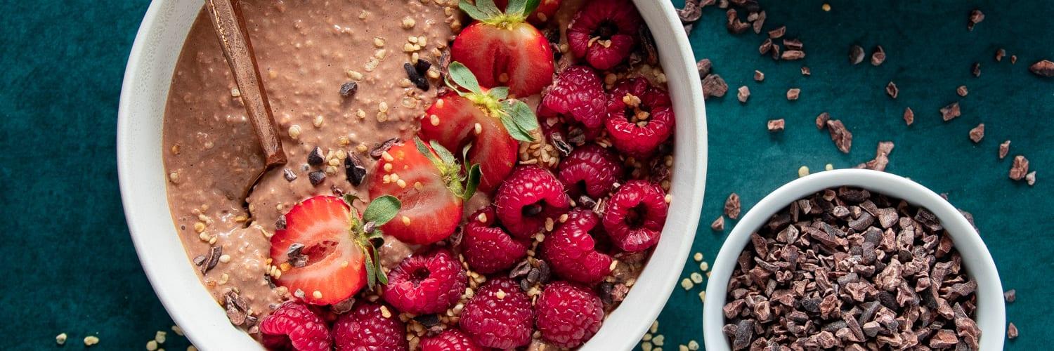 Overnight Cacao Oats with Berries