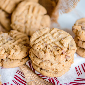 Peanut Butter Oatmeal Cookies with Toffee Bits