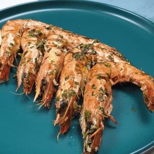 Grilled prawns with herbs