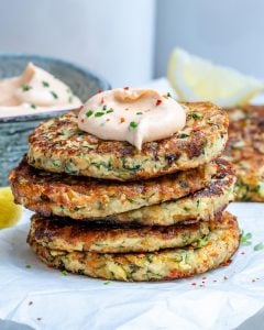Cheesy Zucchini Fritters With Spicy Ranch Dip