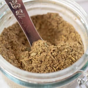 Poultry Seasoning (DIY Spice Blend)