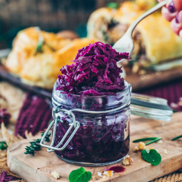 Braised Red Cabbage with Apples