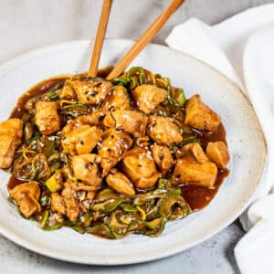 Sesame Teriyaki Chicken Zoodles Recipe