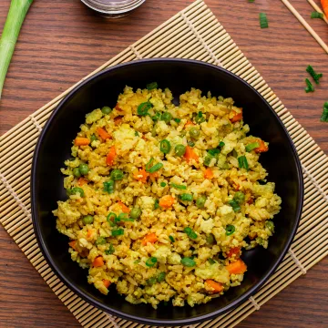 Best Vegan Fried Rice Recipe With Tofu (High Protein)