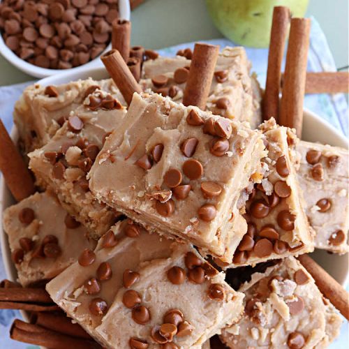Pear Cinnamon Blondies