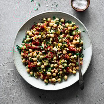 Mediterranean Chickpea Salad Recipe