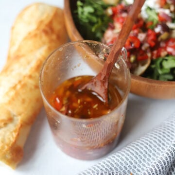 PUTTANESCA VINAIGRETTE