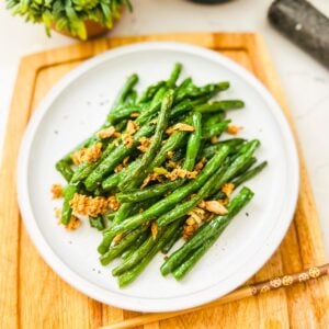 Chinese Stir Fry Garlic Green Beans (Din Tai Fung Copycat)