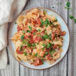 Quick Tuna Garlic and Chilli Pasta