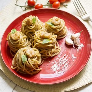 Garlic Noodles with Shrimps
