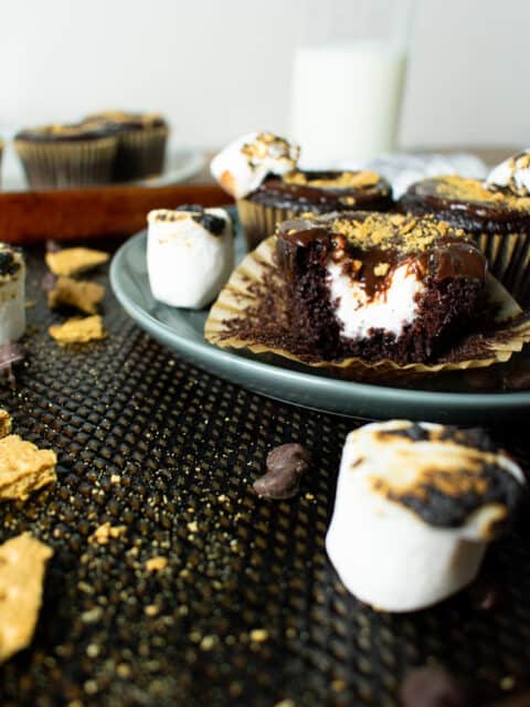 Chocolate S’mores Cupcakes