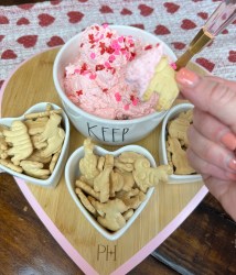 Strawberry Cake Dip
