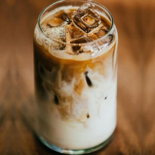 How to Make Oat Milk Iced Coffee (in 2 Minutes!)