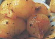 Braised Onions (Oiqnons Braisés)