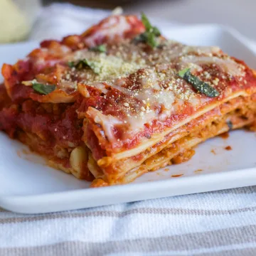 Best Damn Vegan Lasagna with Seitan "Beef"