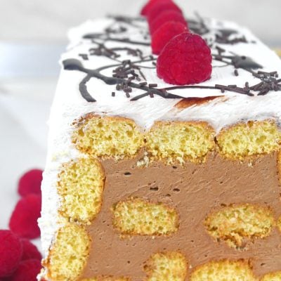 Chocolate mousse cake