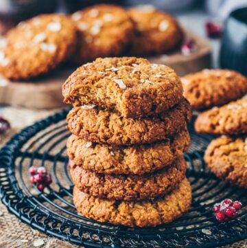 Vegan Oatmeal Cookies