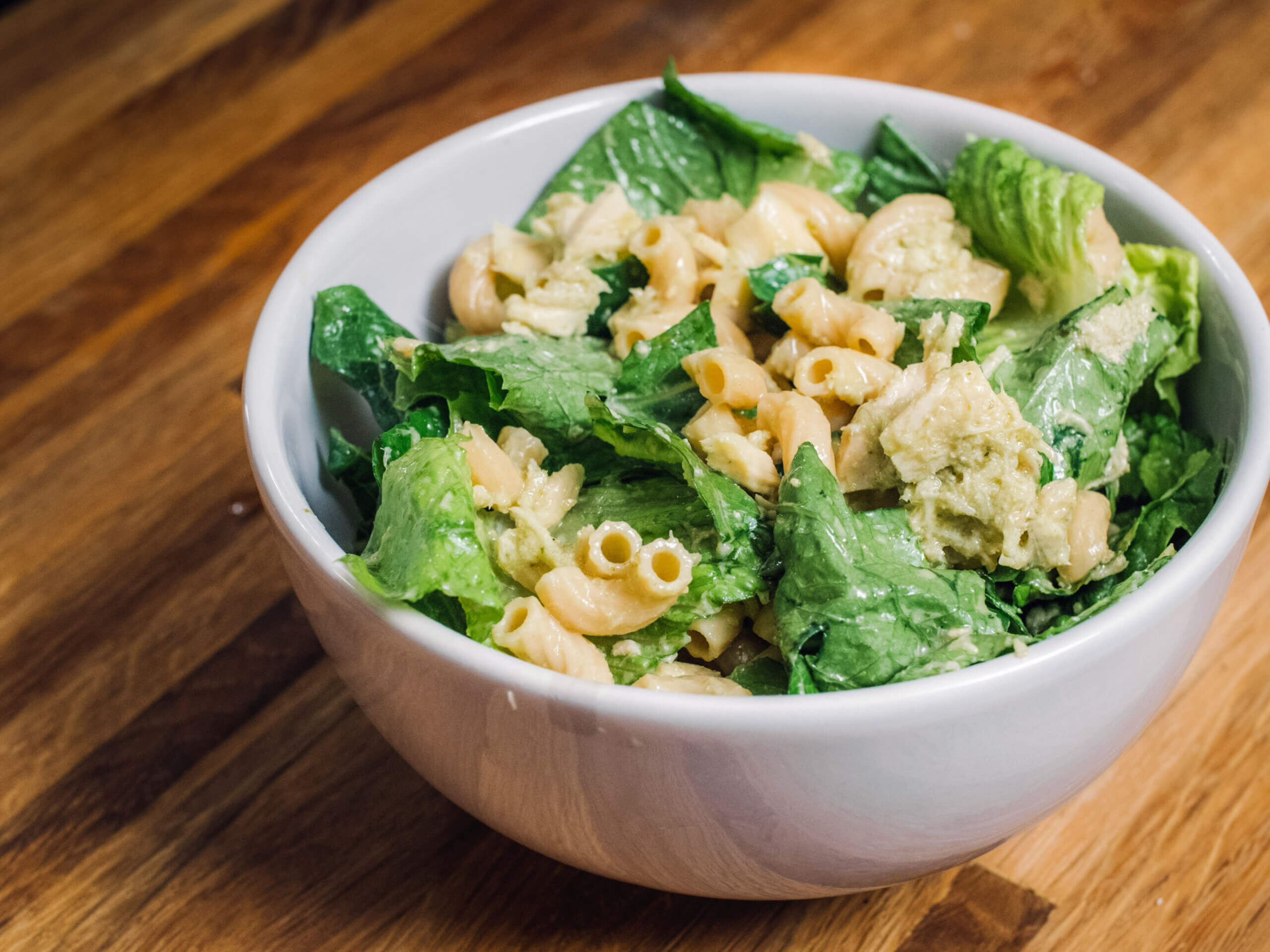 Tuna pesto pasta salad