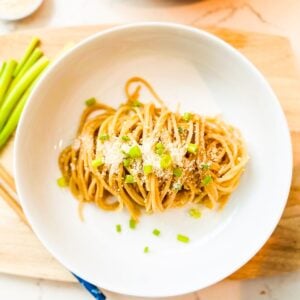Easy Garlic Noodles Recipe