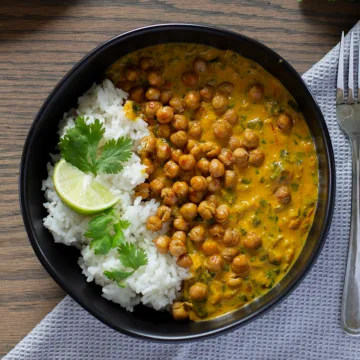 Easy Vegan Chickpea Curry Recipe (No Coconut Milk)