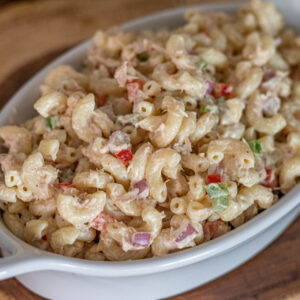 Ensalada de Coditos con Atún (Pasta Salad with Tuna)