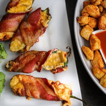 Jalapeño Poppers with Smoky Bacon and Creamy Cheese