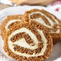 Best Pumpkin Roll Ever