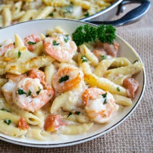 Garlic Shrimp Alfredo Bake